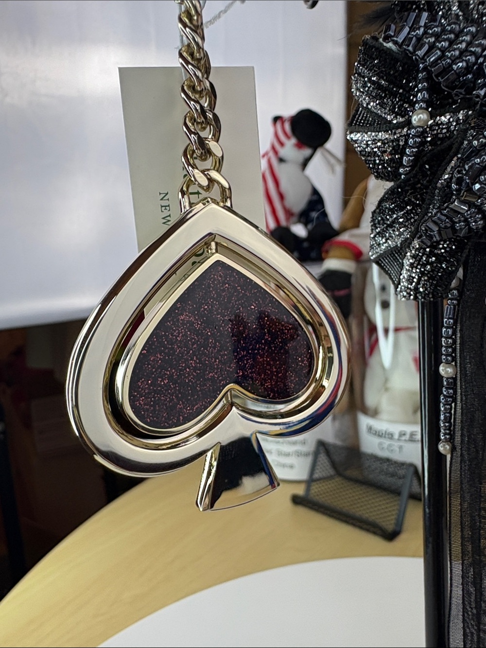 kate spade gold glitter keychain charm - Picture 3 of 6